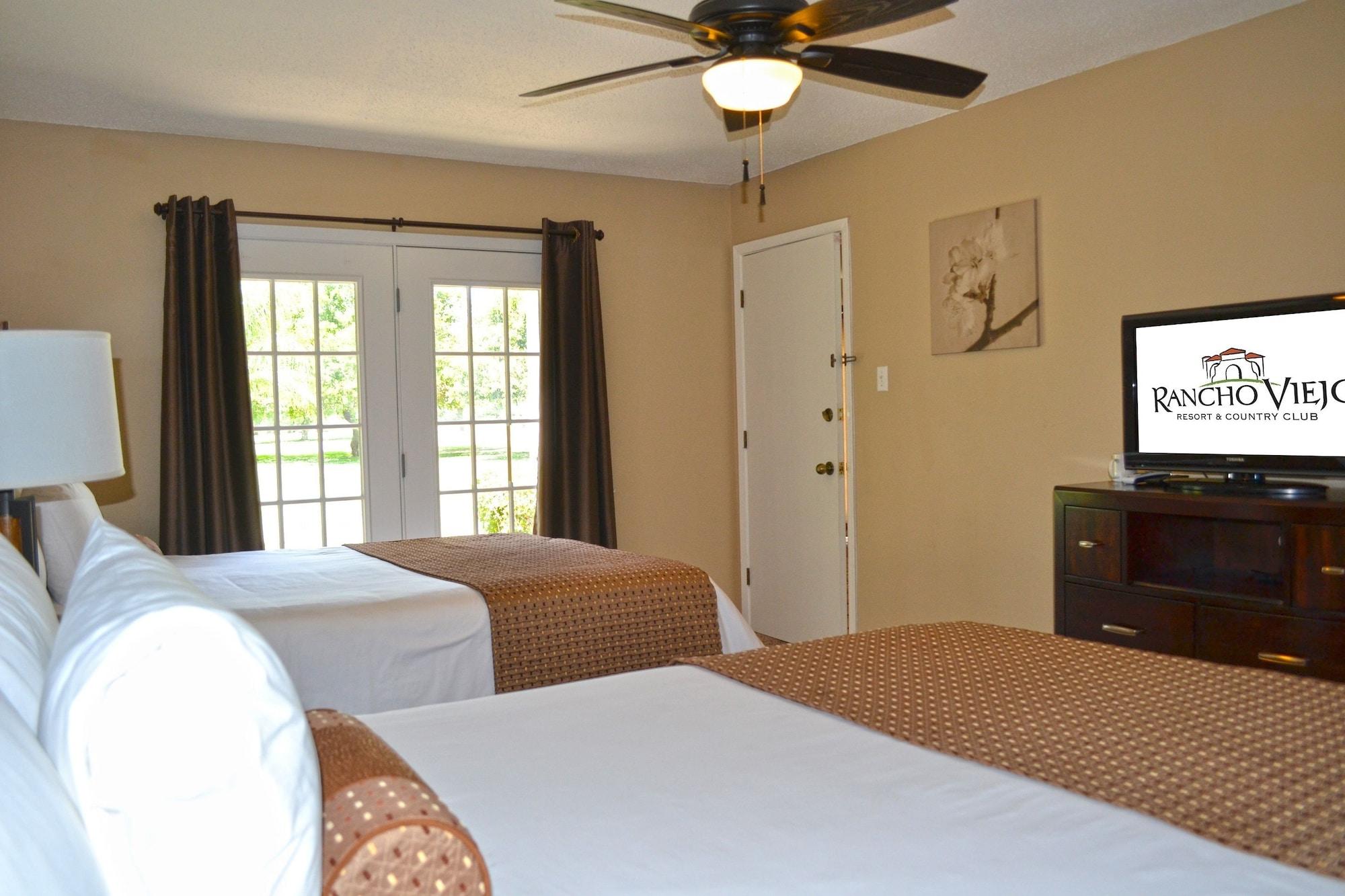 Rancho Viejo Resort Екстериор снимка