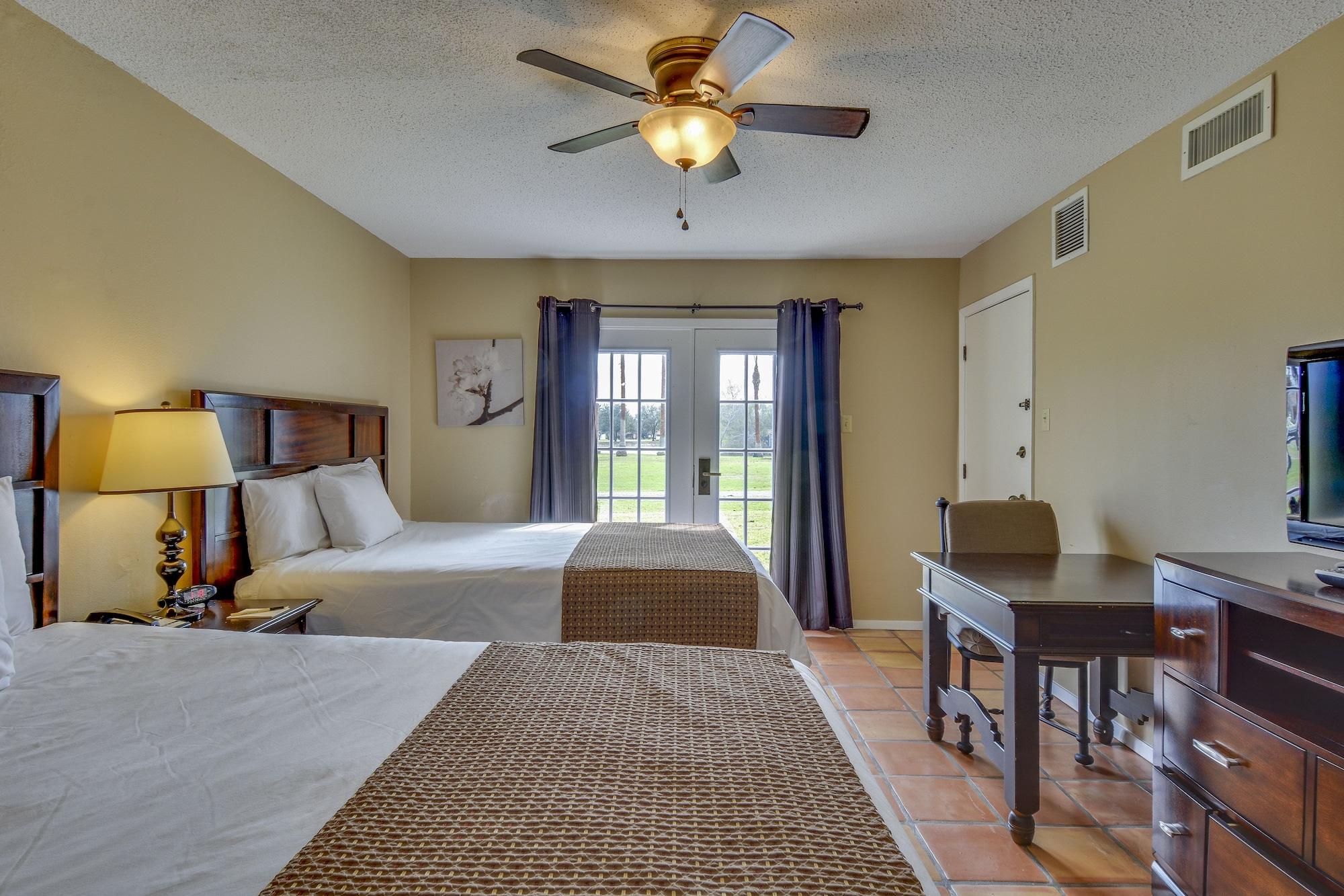 Rancho Viejo Resort Екстериор снимка