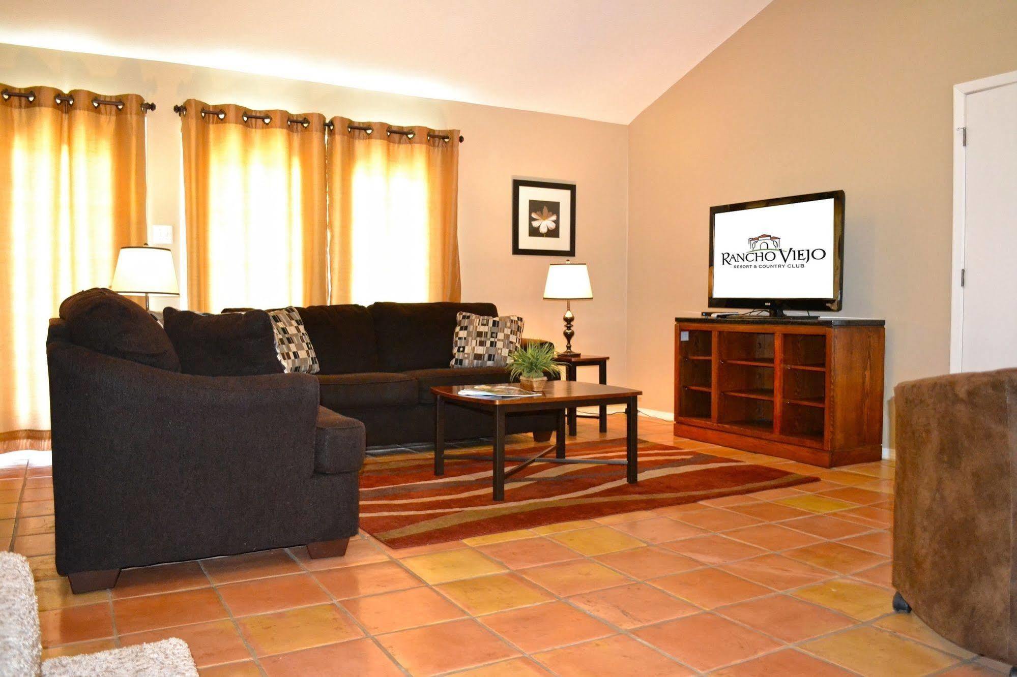 Rancho Viejo Resort Екстериор снимка